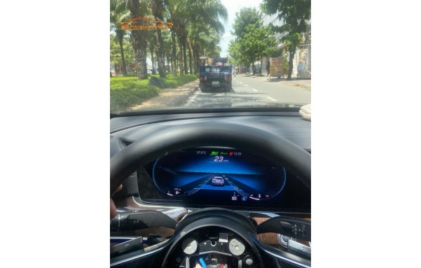 Hệ thống an toàn Distronic dành cho Mercedest E Class