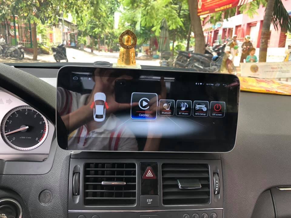 man-hinh-android-xe-mercedes-c200